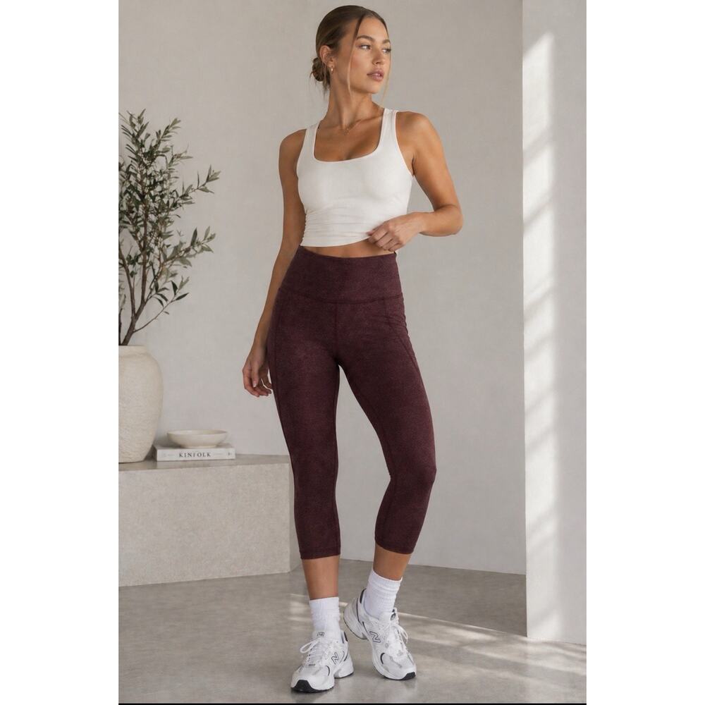 Beyond Yoga Cropped Spacedye Yoga USA Pants Burgundy Leggings 2X Womens 20-22